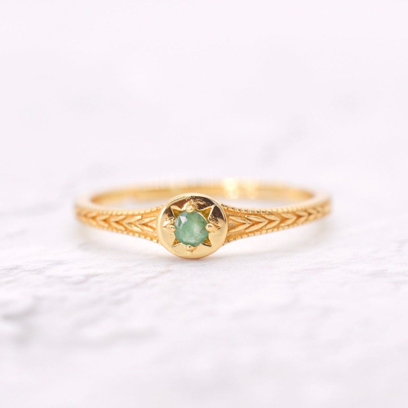Starlight Genuine Emerald Mini Star Signet Ring Gold / Silver