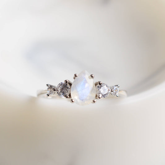 Solid Gold Selene Moonstone Ring