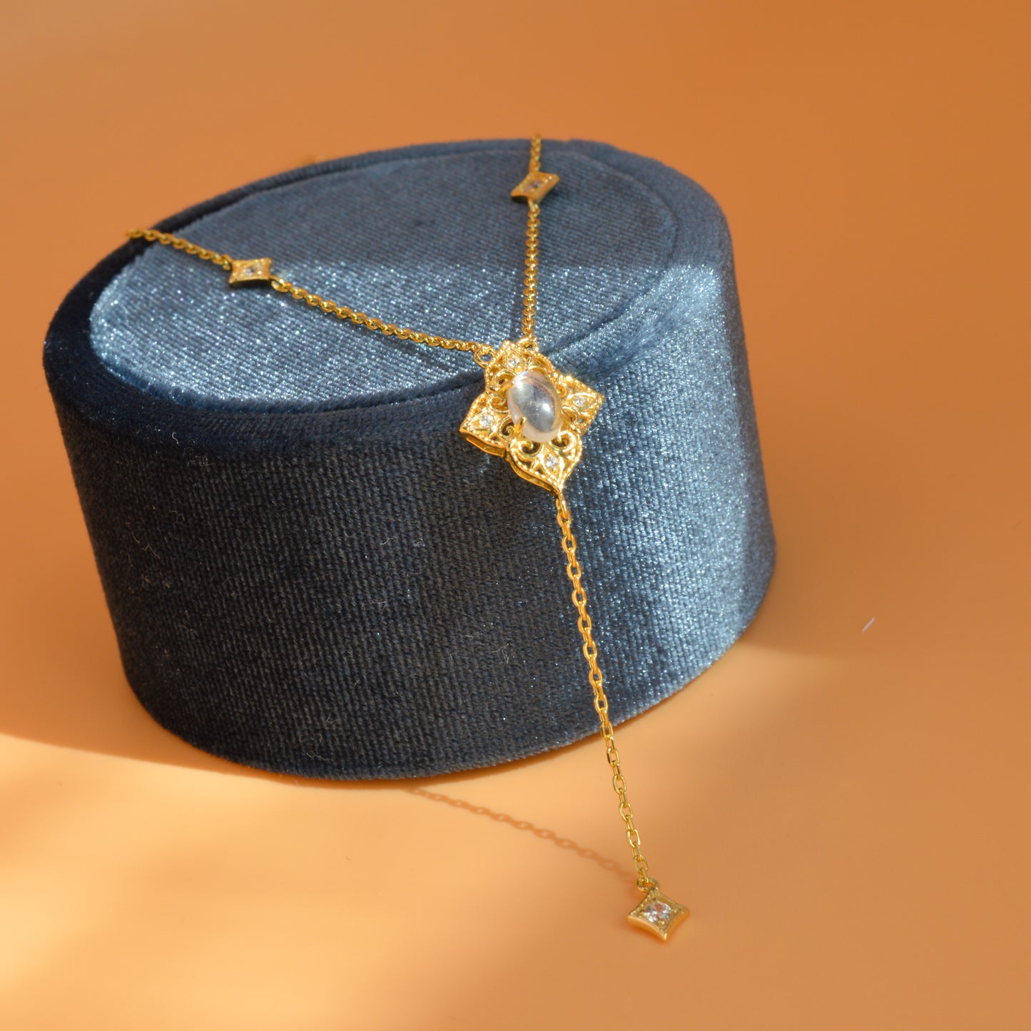 Moonstone Necklace Gold/Silver